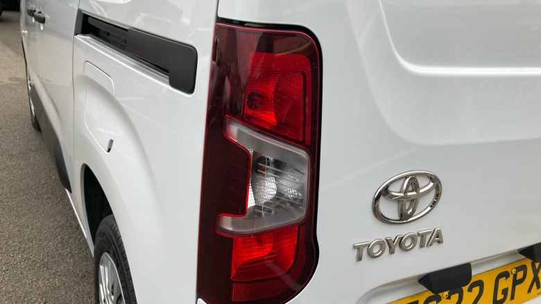 Toyota Proace City L1 Diesel 1.5D 100 Icon Van [6 Speed]